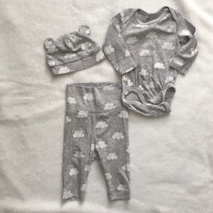 Three piece matching set - onesie, pants and hat